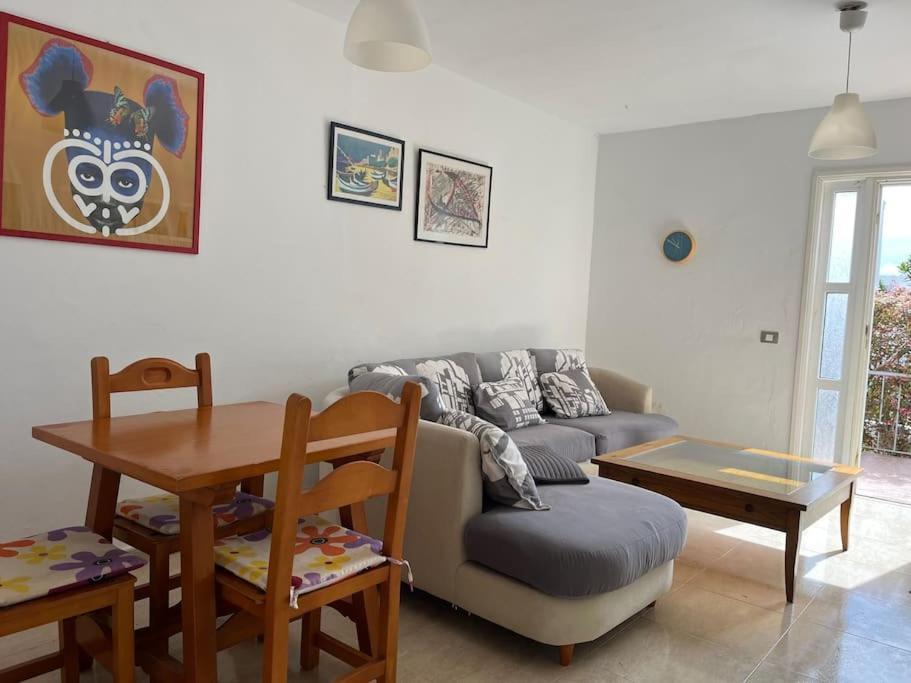 Playa Chica Apt With Terrace 100 M From The Sea Puerto del Carmen  Esterno foto
