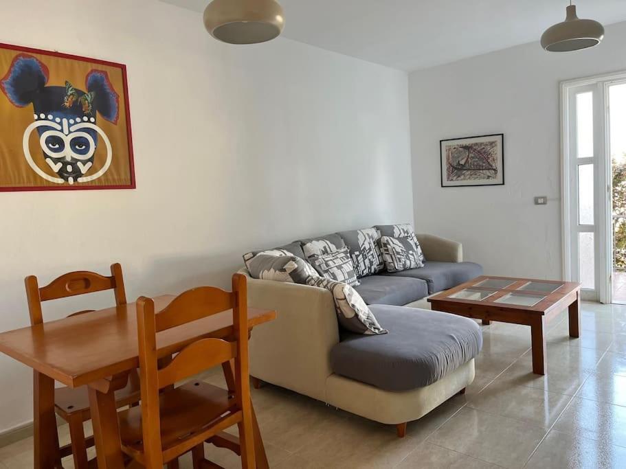 Playa Chica Apt With Terrace 100 M From The Sea Puerto del Carmen  Esterno foto